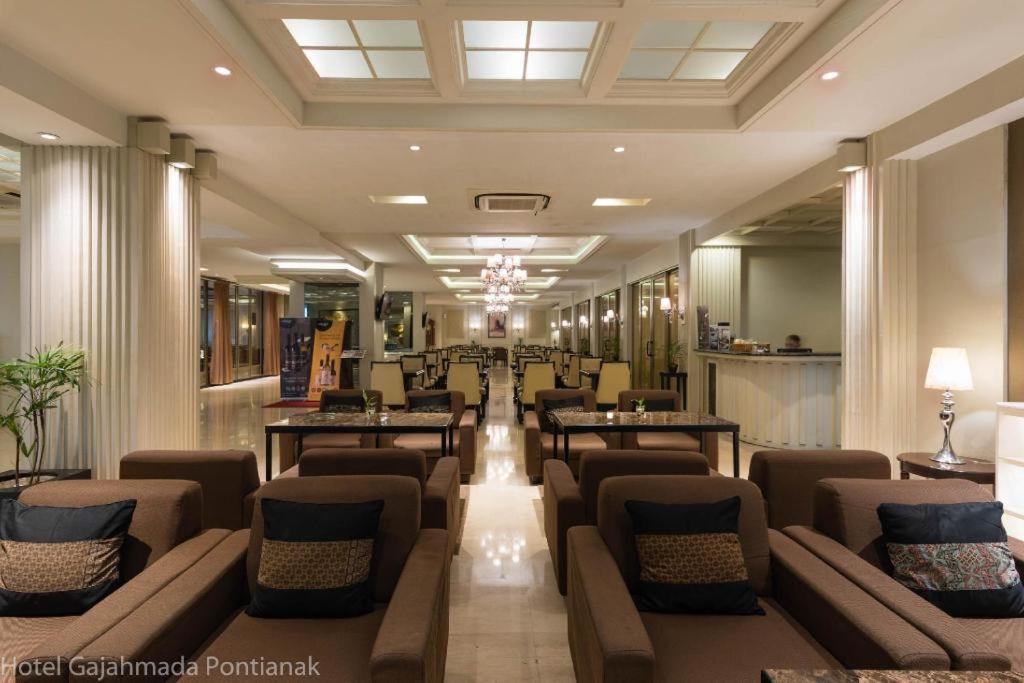 פונטיאנק Hotel Gajahmada מראה חיצוני תמונה